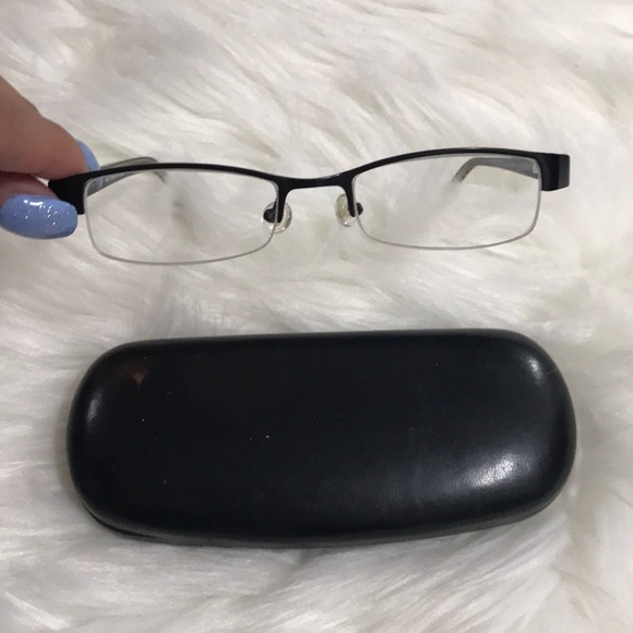 Glasses - Picture 5 of 5